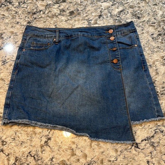 Energie | Faux Wrap Blue Jean Mini Skirt Size 13 - Picture 5 of 13